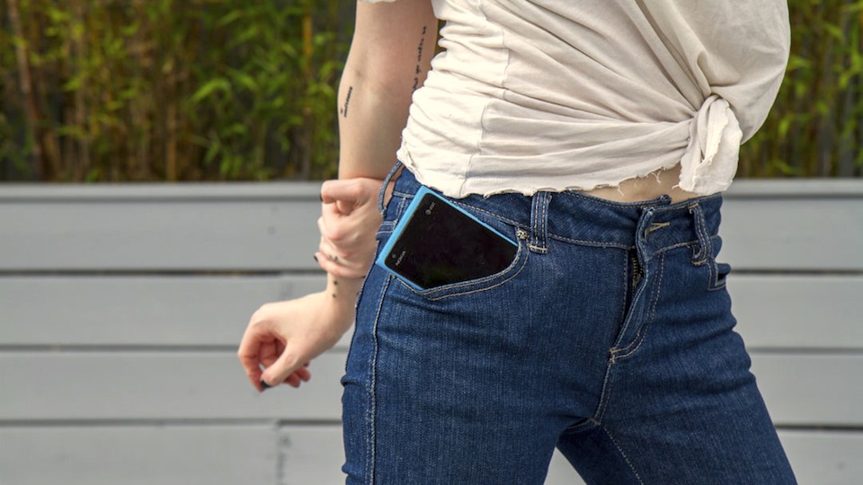 Giant Smartphones in Skinny Jeans: A Photoshoot